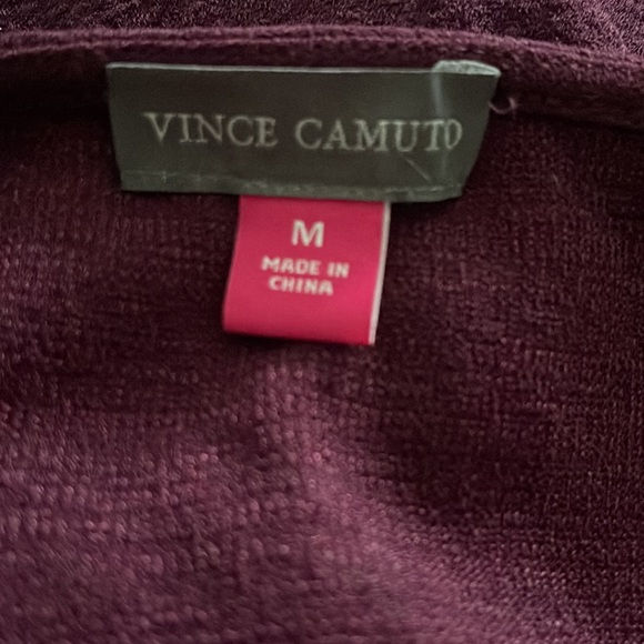 Vince Camuto Mondern Imprint side twist Crepe Top NWT - Picture 8 of 10